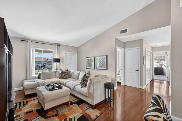 $2,500 | 6485 Chasewood Drive, Unit G, Jupiter, FL 33458