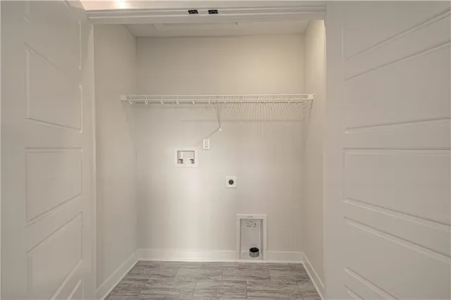 $409,900 | 6009 Northeast 118th Street, Kansas City, MO 64156