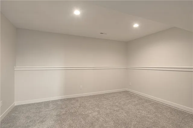 $409,900 | 6009 Northeast 118th Street, Kansas City, MO 64156