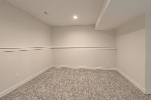 $409,900 | 6009 Northeast 118th Street, Kansas City, MO 64156