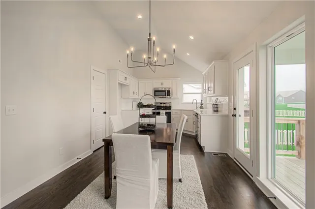 $409,900 | 6009 Northeast 118th Street, Kansas City, MO 64156