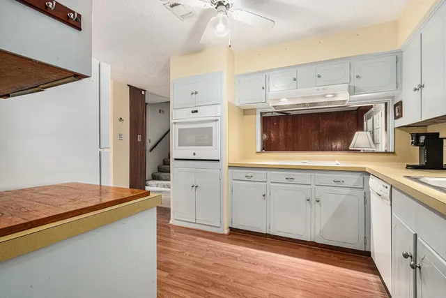 $325,000 | 8019 Sharpview Drive, Houston, TX 77036