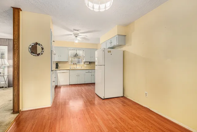 $325,000 | 8019 Sharpview Drive, Houston, TX 77036