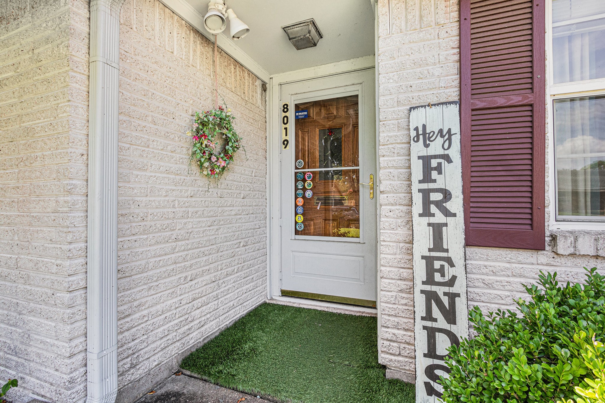 8019 Sharpview Drive Houston, TX 77036 - Photo 2 of 40 Come in and explore!