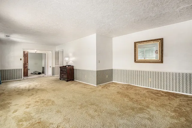 $325,000 | 8019 Sharpview Drive, Houston, TX 77036