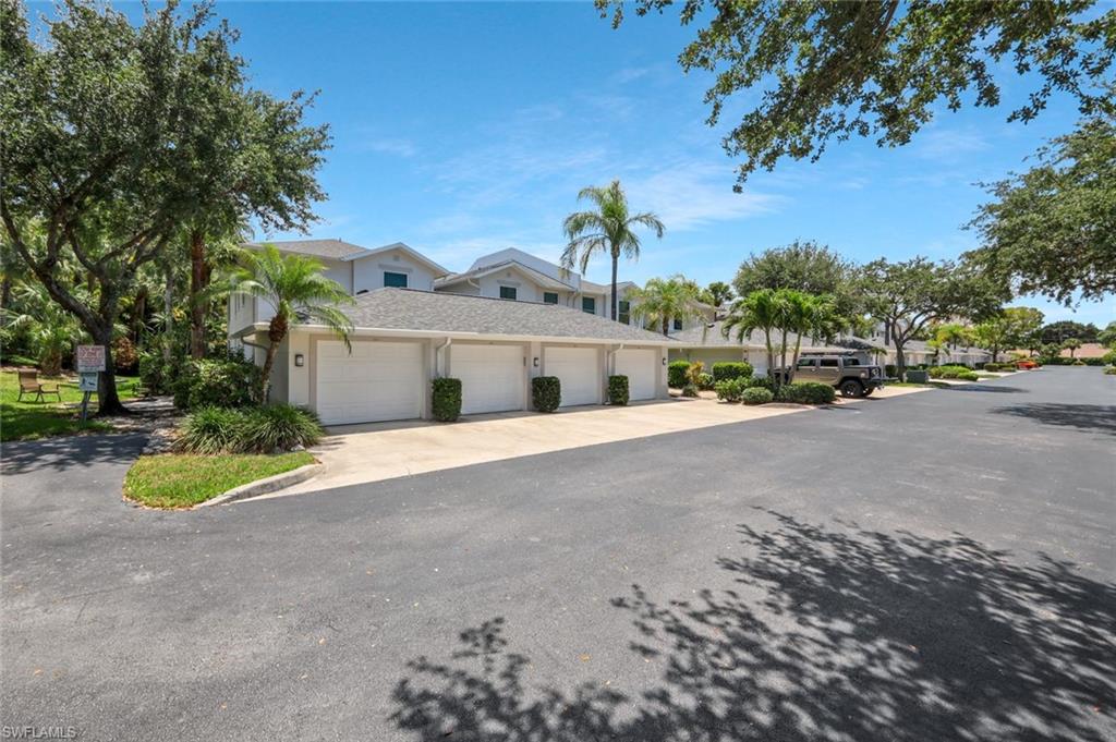 1340 Charleston Square Drive, Unit 101 Naples, FL 34110 - Photo 23 of 33