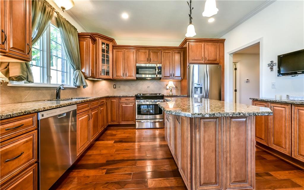 171 Brickyard Road Mars, PA 16046 - Photo 3 of 25 Gallery Image 3