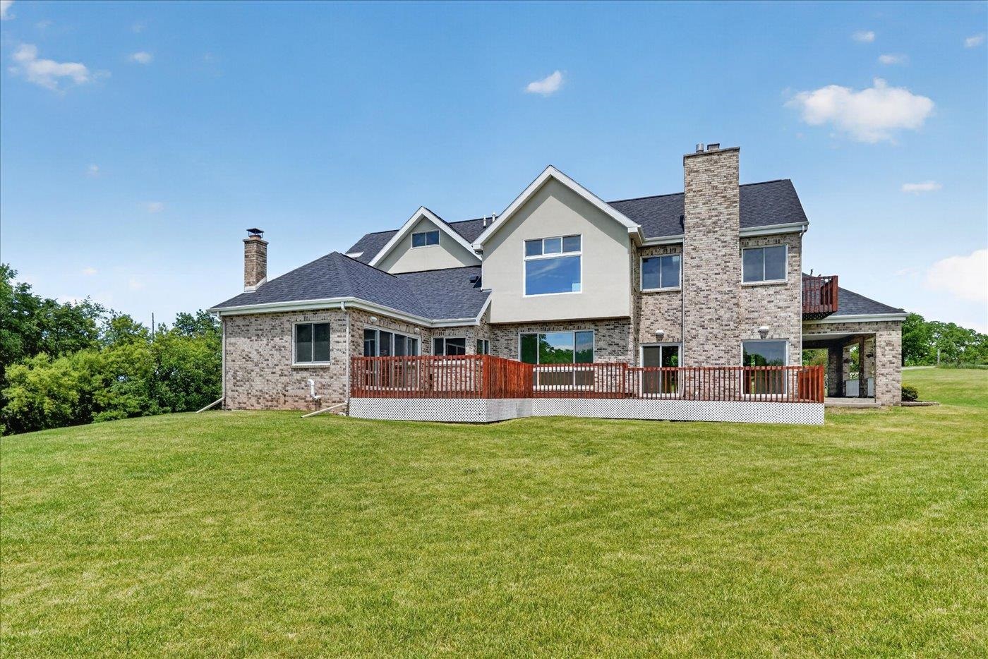 2161 County Rd Jg Mount Horeb, WI 53572 - Photo 4 of 86