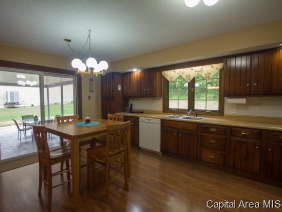 27 Pin Oak Lane Springfield, IL 62711 - Photo 14 of 24