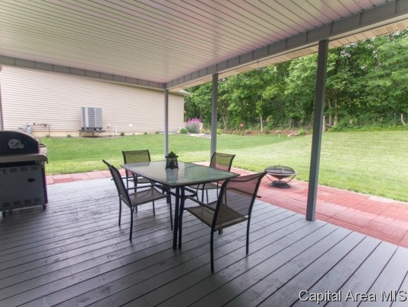 27 Pin Oak Lane Springfield, IL 62711 - Photo 6 of 24