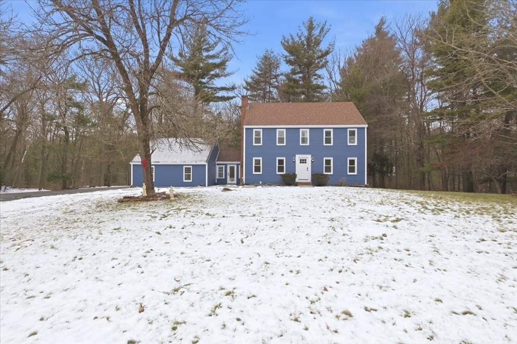 430 Brook Bend Road Hanson, MA 02341 - Photo 1 of 42