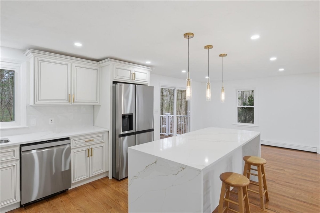 430 Brook Bend Road Hanson, MA 02341 - Photo 13 of 42