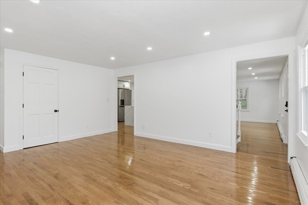 430 Brook Bend Road Hanson, MA 02341 - Photo 9 of 42