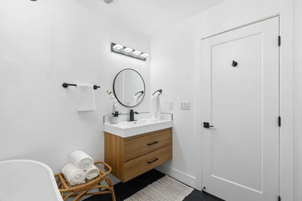 $988,000 | 610 Nestora Avenue, Aptos, CA 95003