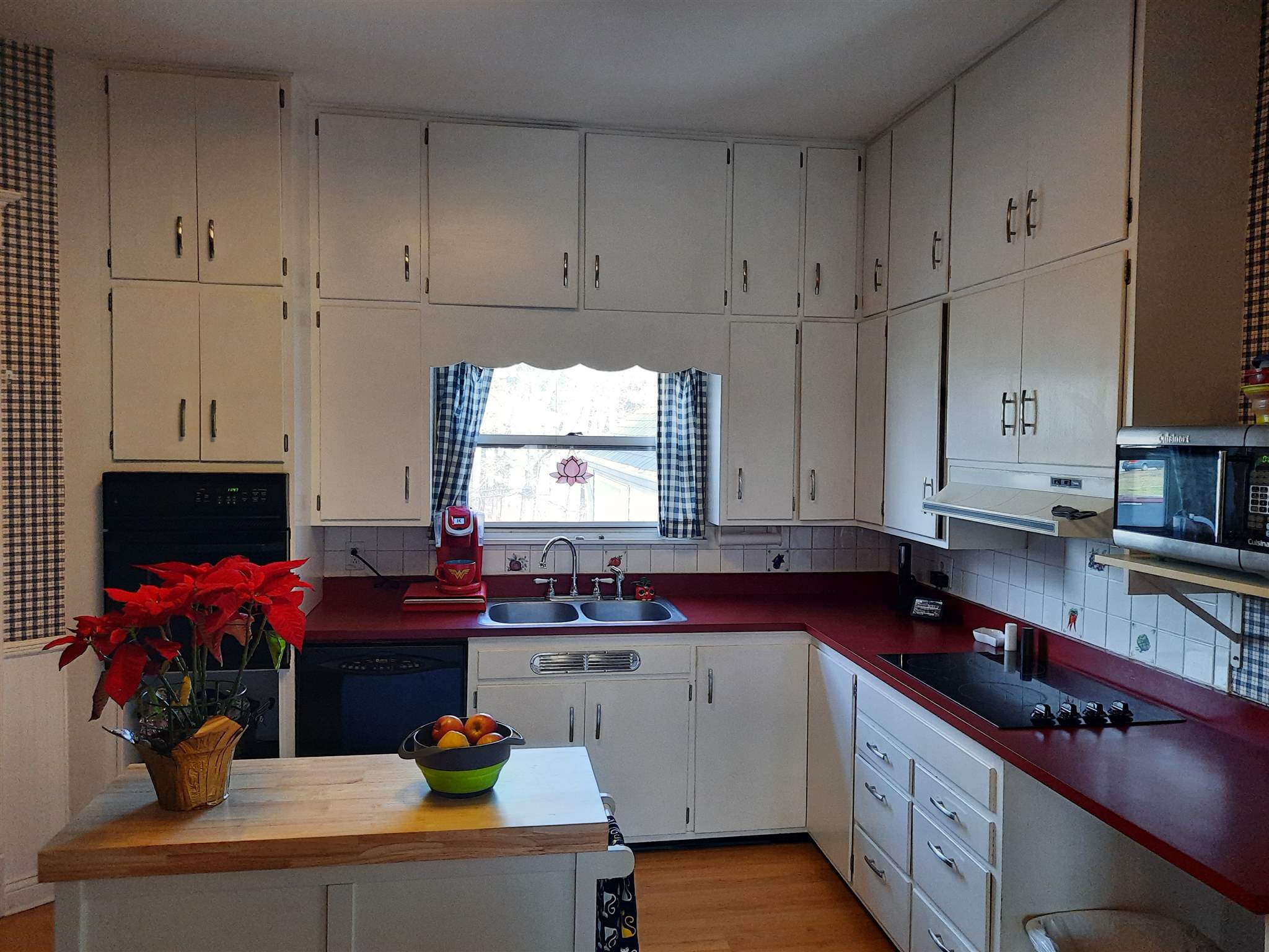 116 Heltonville Road West Bedford, IN 47421 - Photo 9 of 35