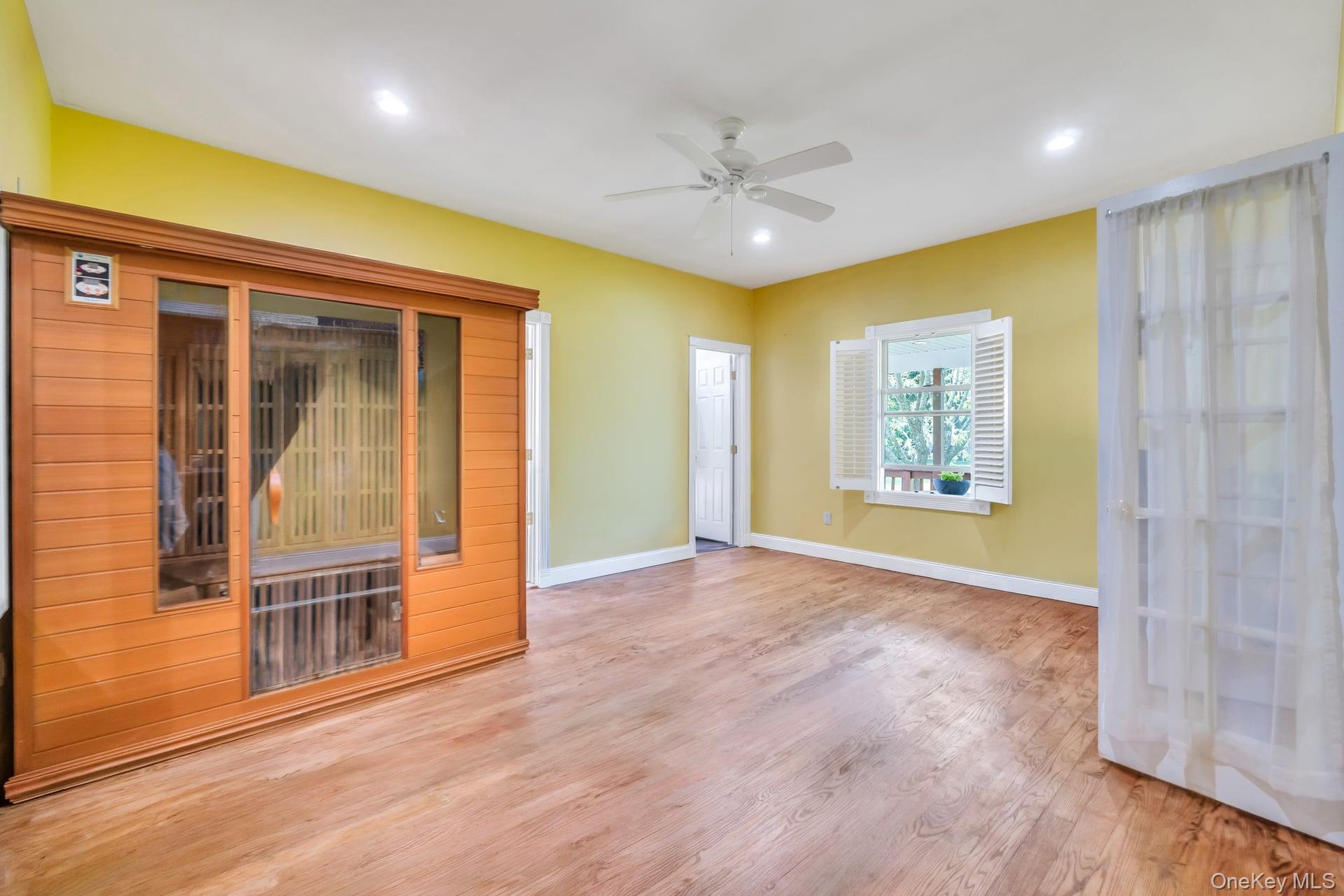 506 Moriches-Middle Island Road Manorville, NY 11949 - Photo 27 of 50