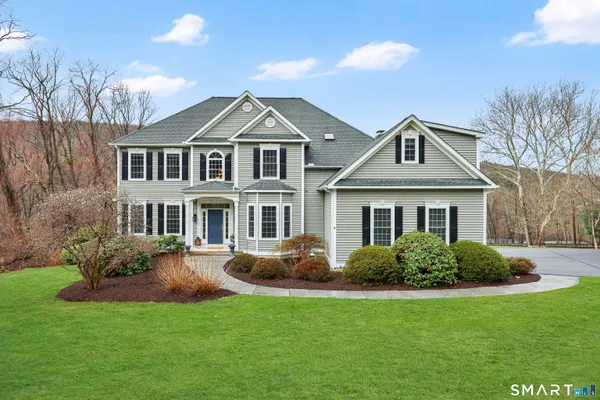 $925,000 | 589 Huckleberry Hill Road, Avon, CT 06001