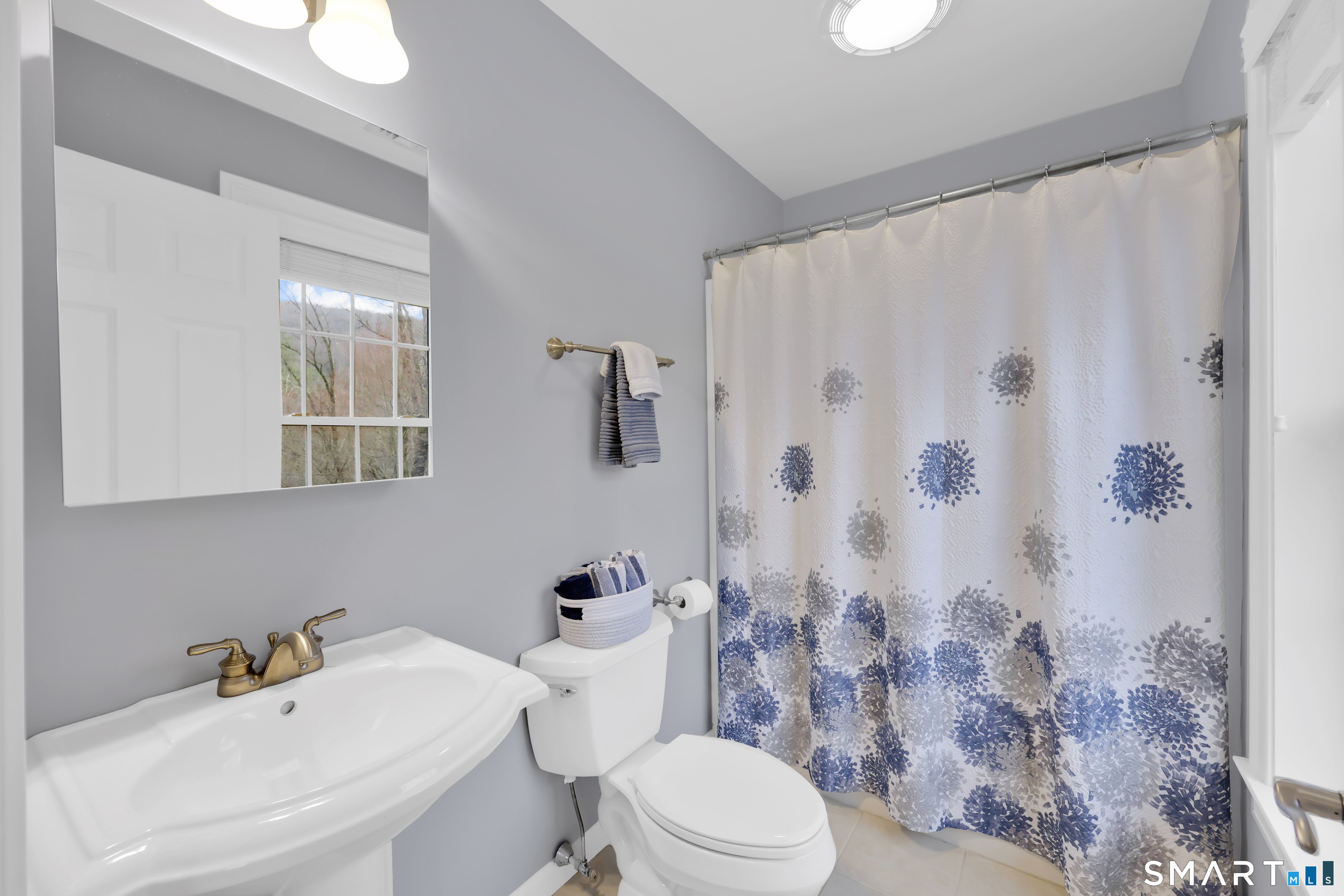 589 Huckleberry Hill Road Avon, CT 06001 - Photo 24 of 40