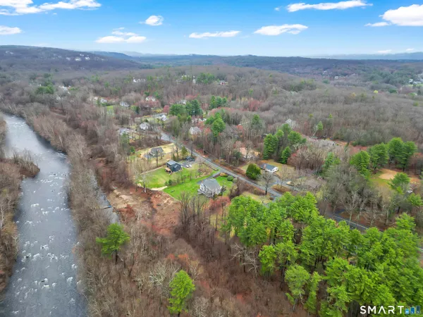 $925,000 | 589 Huckleberry Hill Road, Avon, CT 06001