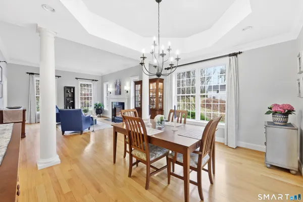 $925,000 | 589 Huckleberry Hill Road, Avon, CT 06001