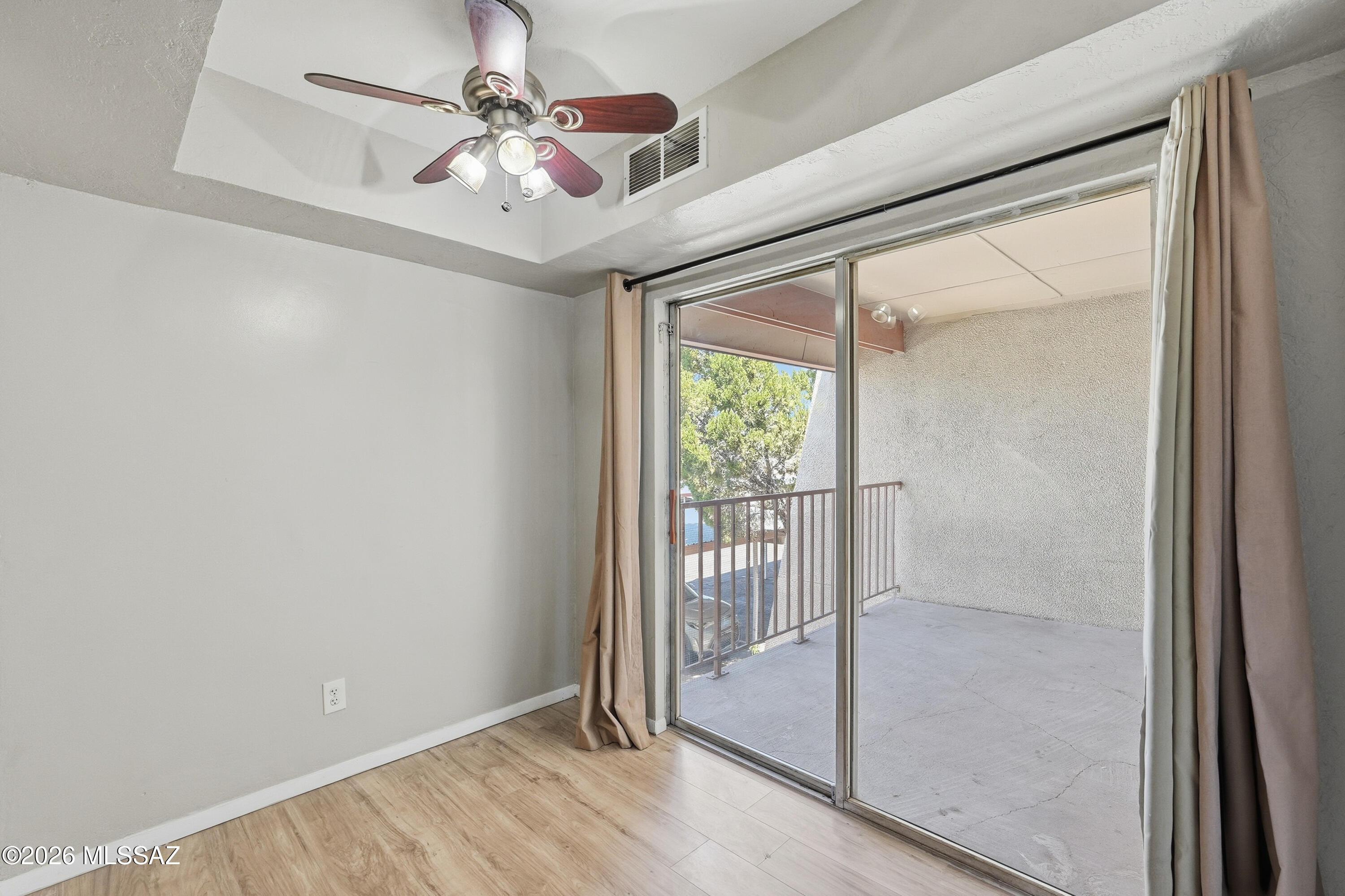 1600 North Wilmot Road, Unit 202 Tucson, AZ 85712 - Photo 8 of 26 Dining Area