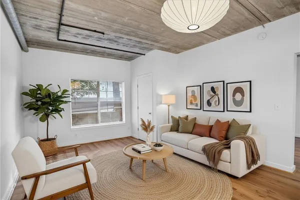 $225,000 | 800 Peachtree Street Northeast, Unit 1020, Atlanta, GA 30308