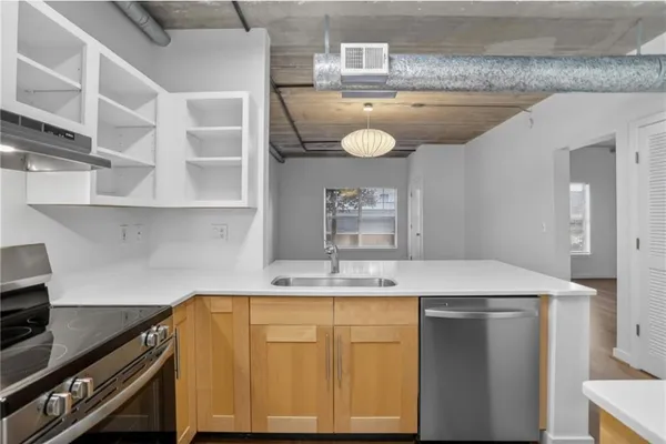 $225,000 | 800 Peachtree Street Northeast, Unit 1020, Atlanta, GA 30308