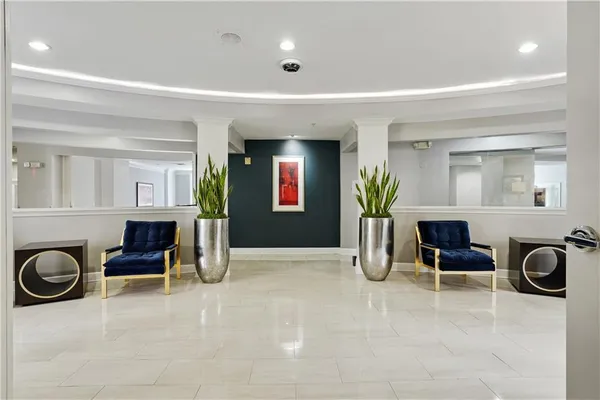 $225,000 | 800 Peachtree Street Northeast, Unit 1020, Atlanta, GA 30308