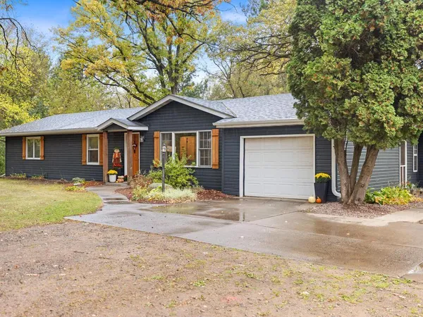 $475,000 | 4453 Highway 95 Northeast, Cambridge, MN 55008