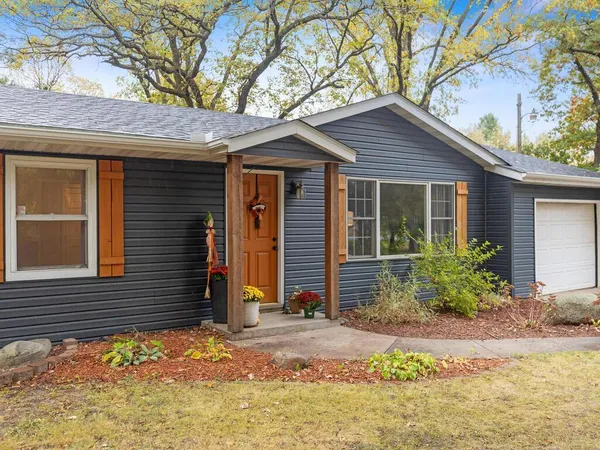 $475,000 | 4453 Highway 95 Northeast, Cambridge, MN 55008
