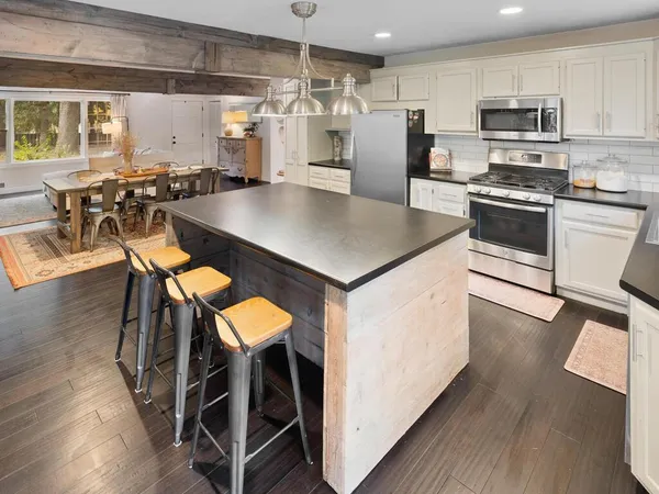 $475,000 | 4453 Highway 95 Northeast, Cambridge, MN 55008