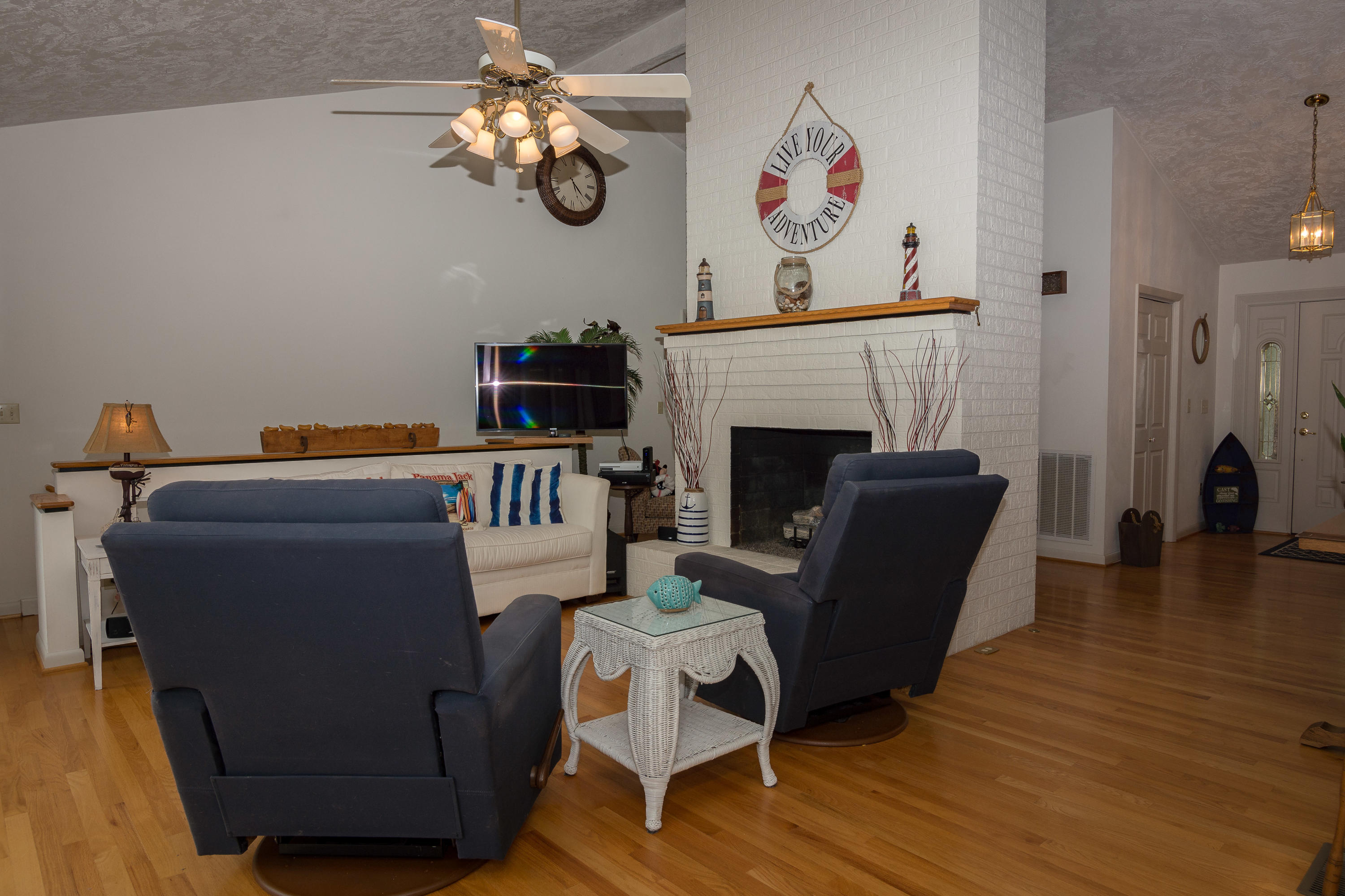 841 Oldfield Road Moneta, VA 24121 - Photo 14 of 46 Tonya 012