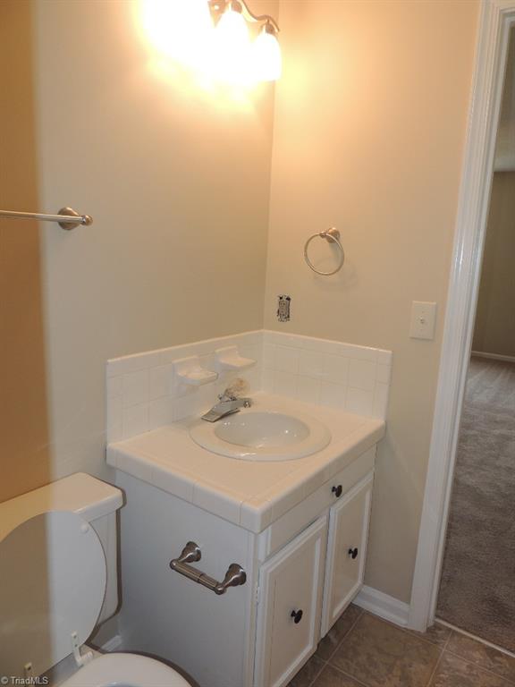5309 Mapleton Street Clemmons, NC 27012 - Photo 18 of 19 2nd Bath also has a Tiled Vanity!