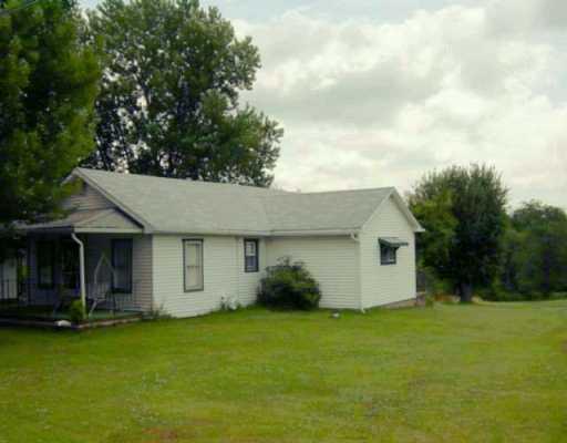 114 Brandon Road Butler, PA 16001 - Photo 4 of 6