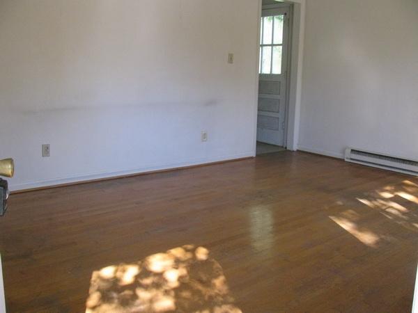 3427 Troxell Road Southeast Roanoke, VA 24014 - Photo 10 of 14 LIVING ROOM