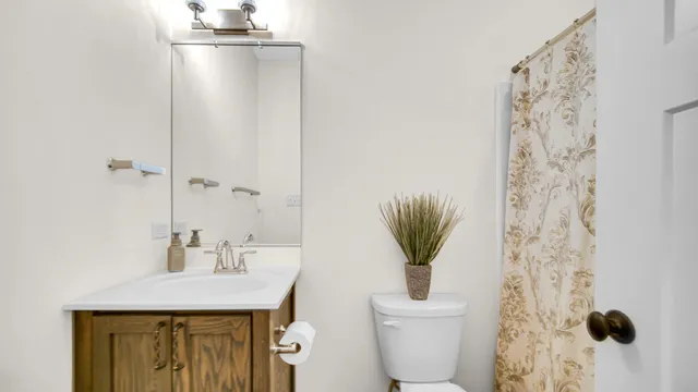 $419,900 | 10160 Privet Drive, Crown Point, IN 46307