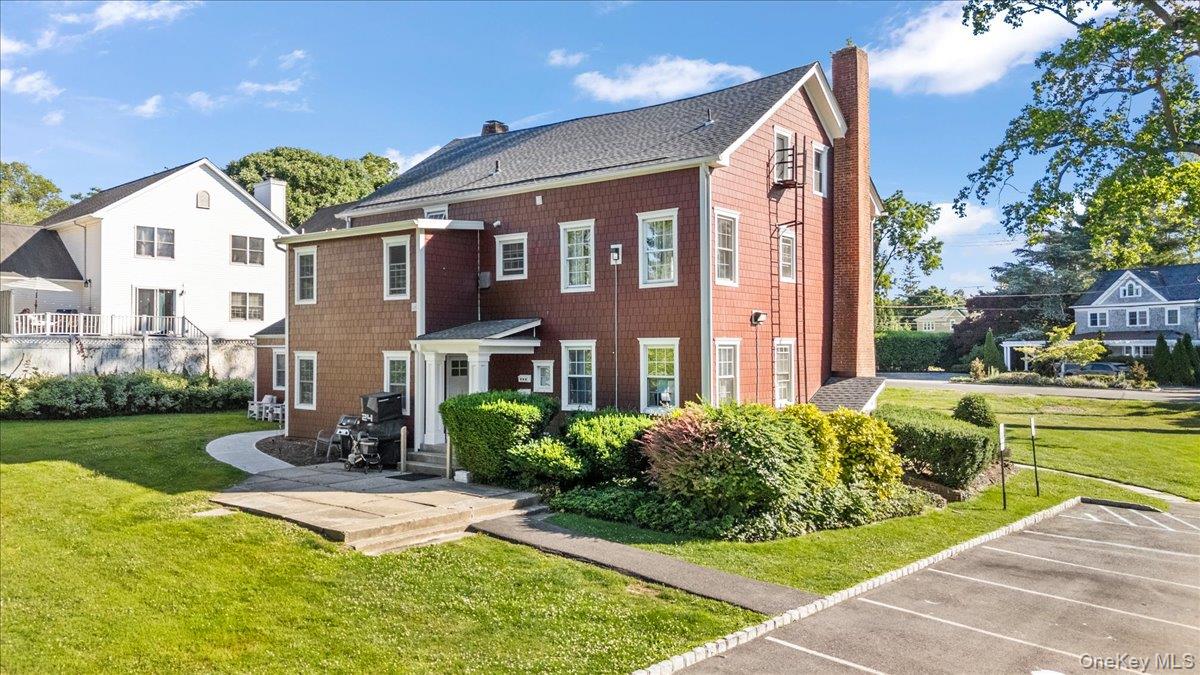 68 Nassau Road Huntington, NY 11743 - Photo 39 of 41