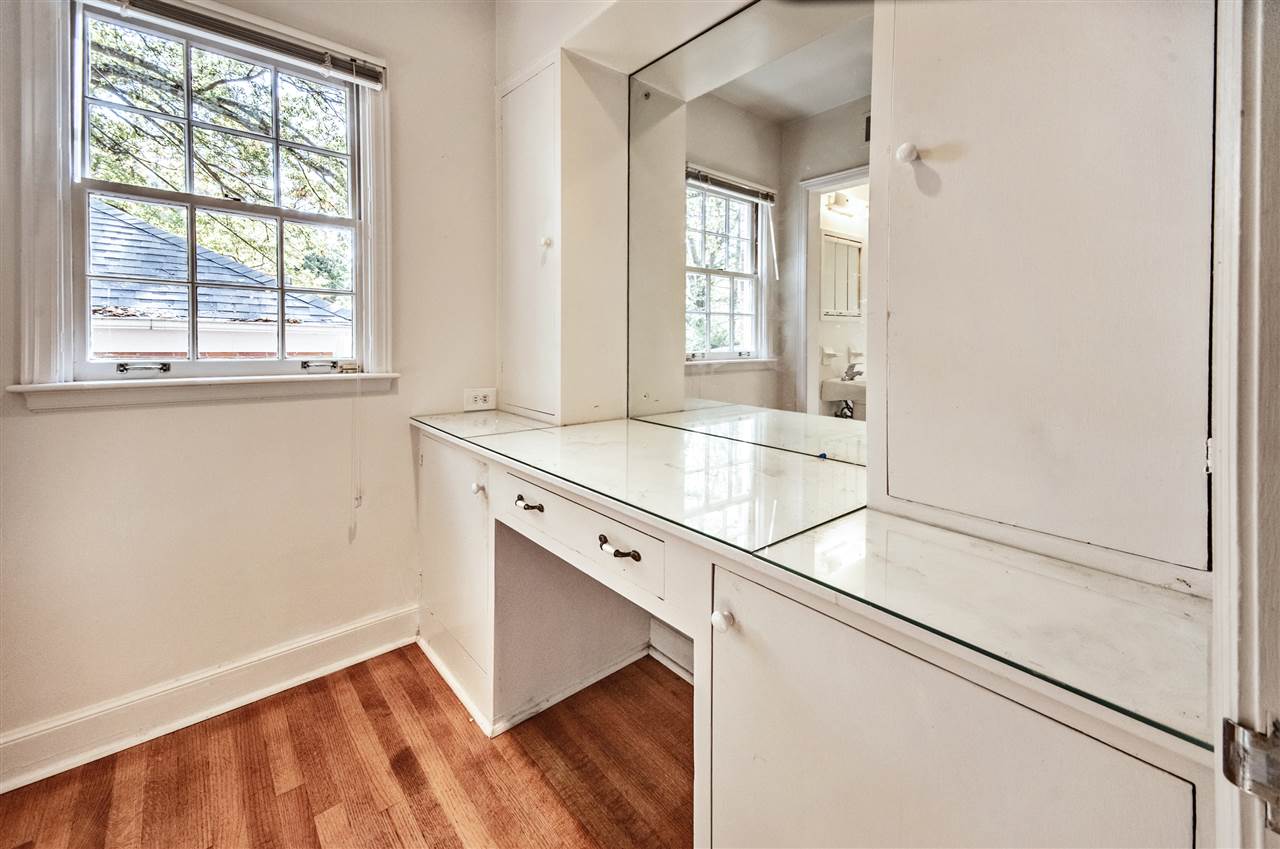 3911 Walnut Grove Road Memphis, TN 38111 - Photo 13 of 20