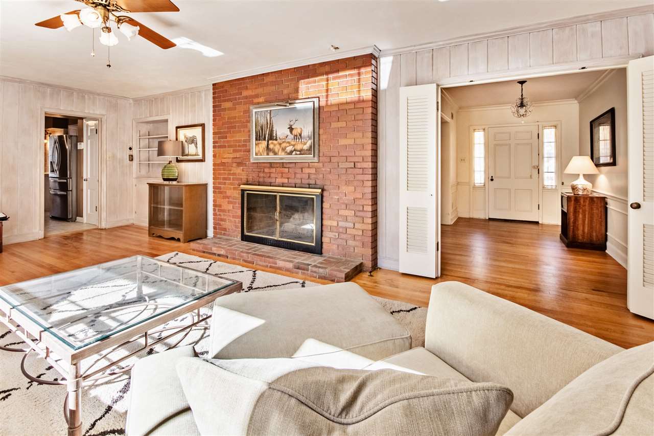 3911 Walnut Grove Road Memphis, TN 38111 - Photo 7 of 20