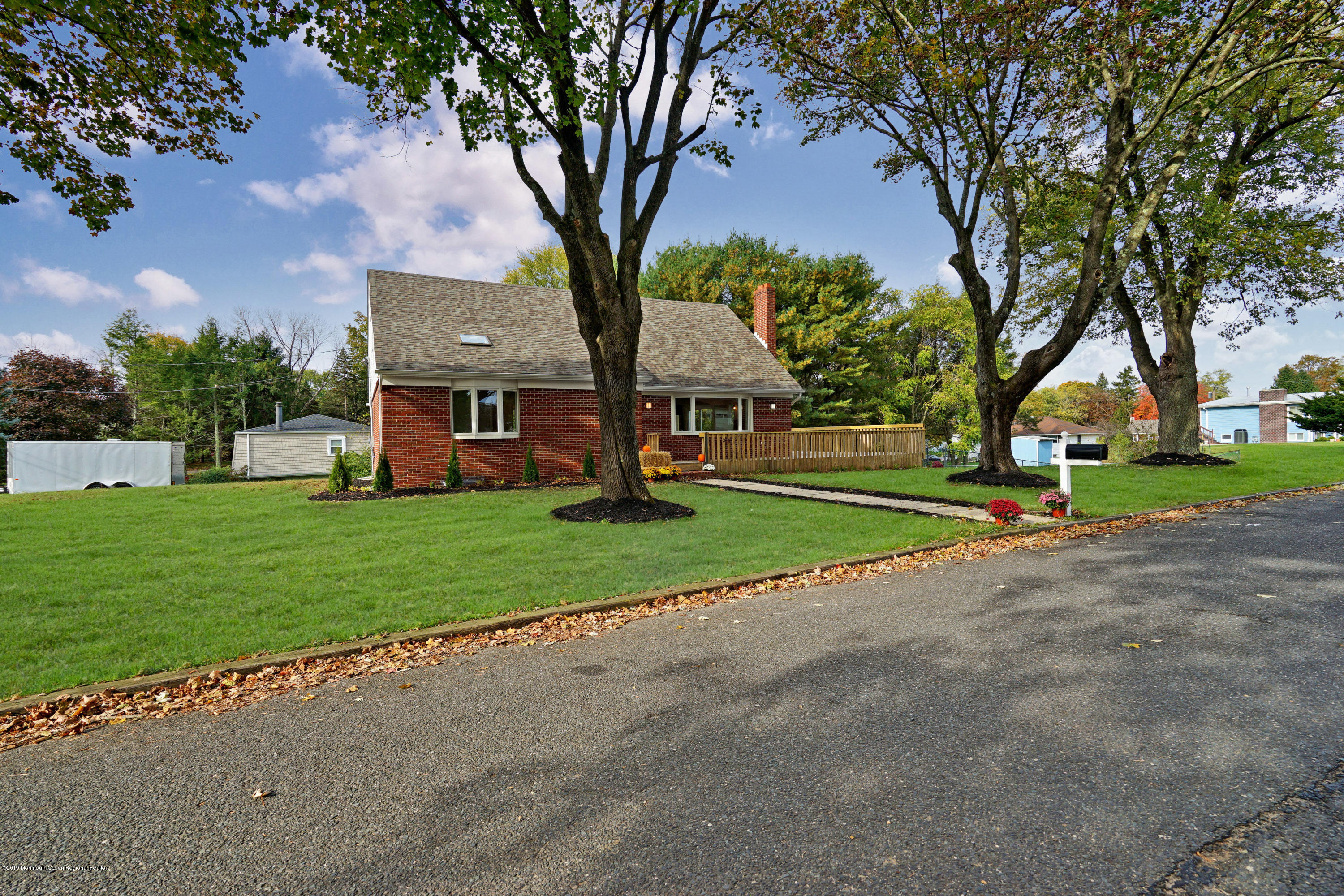 36 Ridge Road Morganville, NJ 07751 - Photo 6 of 39 006_dsc02340-dsc02344_1
