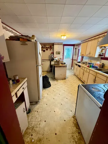 $139,900 | 19 Fowler Street, Calais, ME 04619