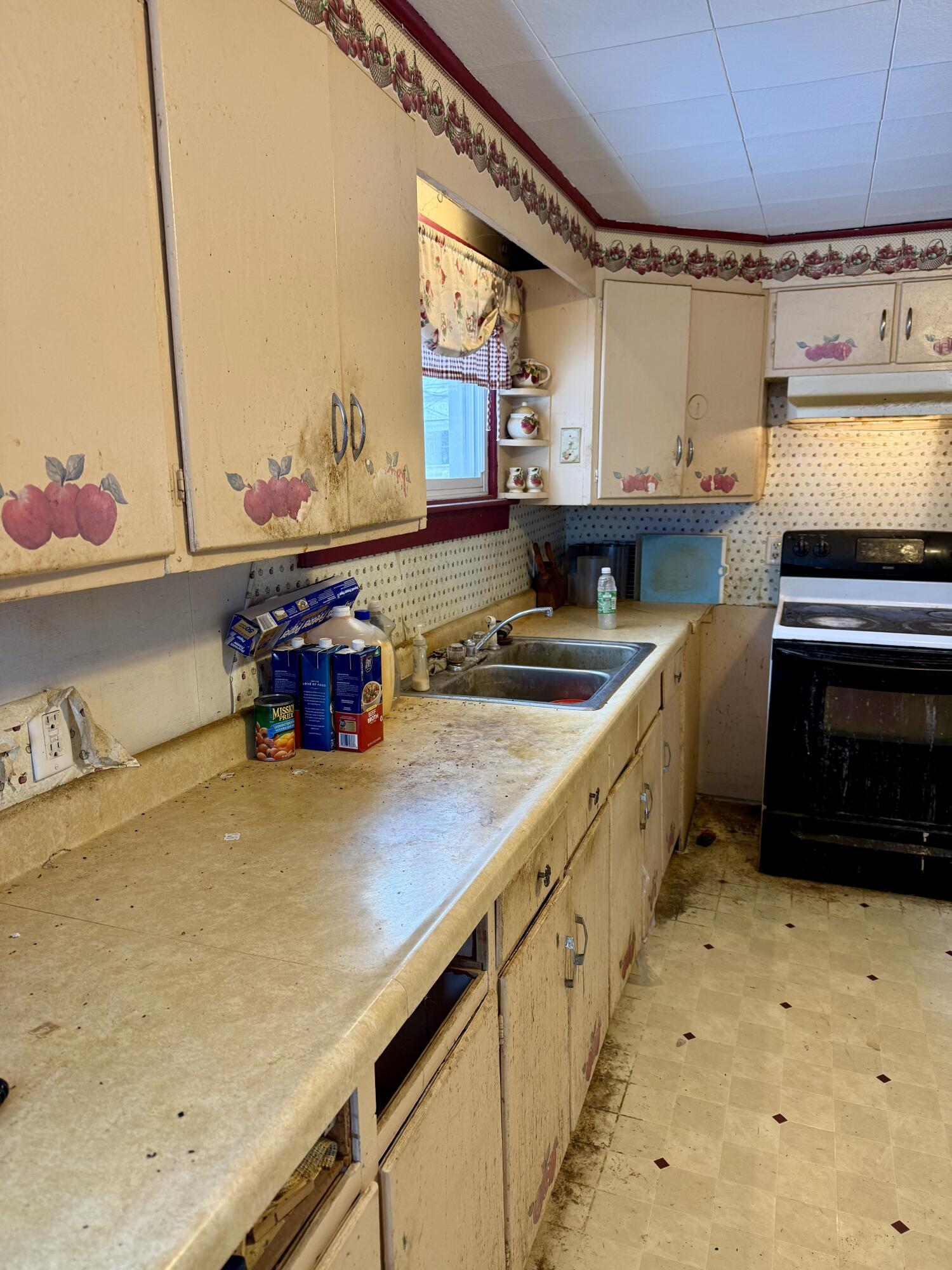 19 Fowler Street Calais, ME 04619 - Photo 15 of 19 IMG_2626