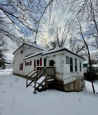 $99,999 | 19 Fowler Street, Calais, ME 04619