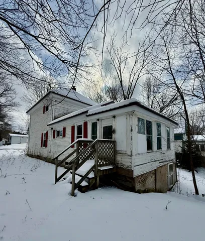 $139,900 | 19 Fowler Street, Calais, ME 04619