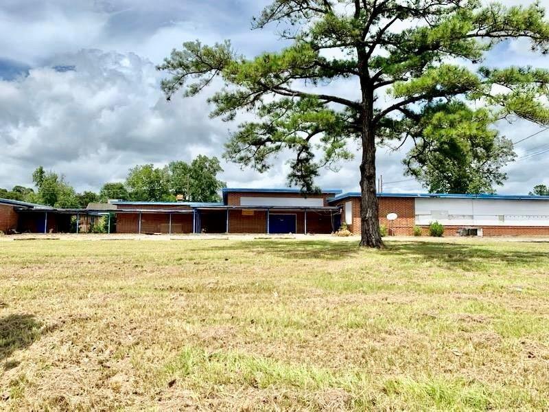 2740 Millerfield Road Macon, GA 31217 - Photo 1 of 28