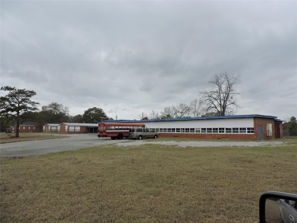 2740 Millerfield Road Macon, GA 31217 - Photo 5 of 28