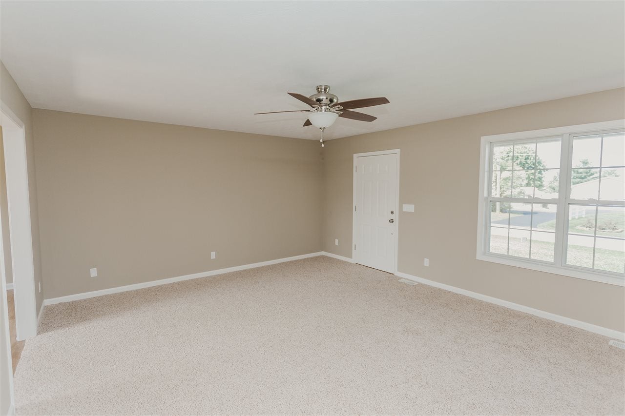 1037 Sportsman Club Road Russellville, KY 42276 - Photo 10 of 33 Gallery Image 10