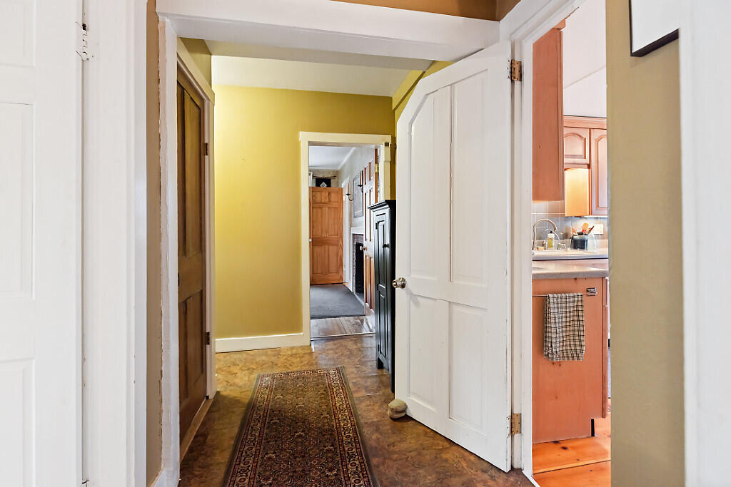 2 Warren Street Hallowell, ME 04347 - Photo 32 of 94