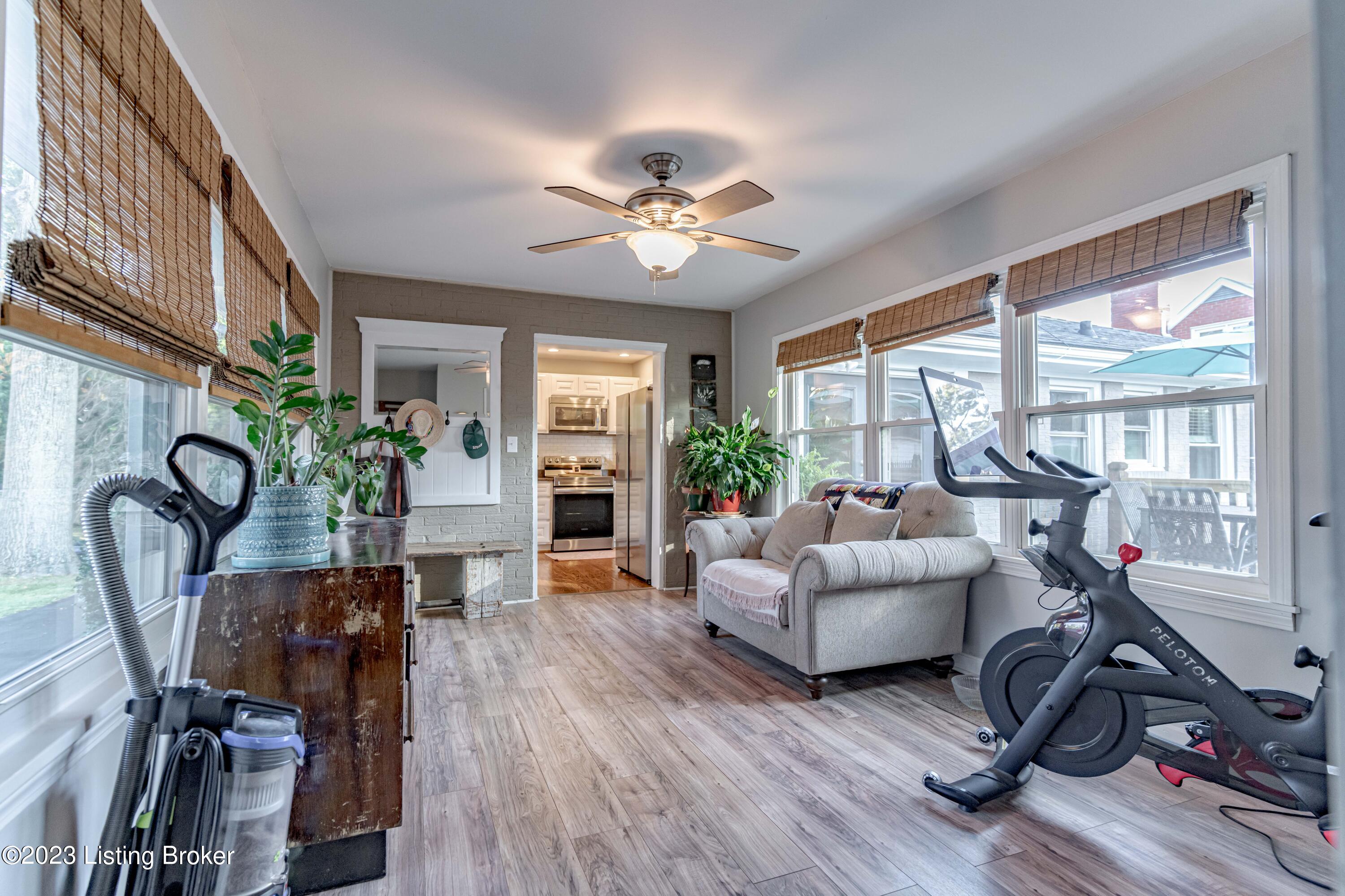2213 Janlyn Road Louisville, KY 40299 - Photo 23 of 77 DSC08013