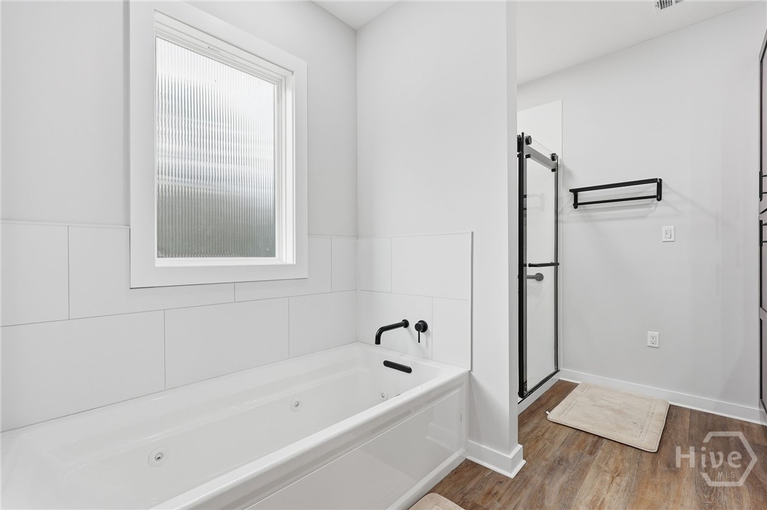 760 Fortson Compton Road Comer, GA 30629 - Photo 29 of 65 Soaking tub